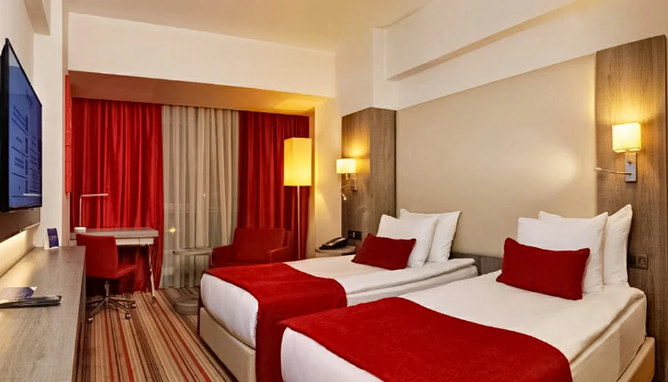 هتل رامادا پلازا بای ویندهام ازمیر